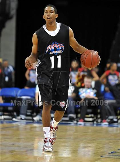 Thumbnail 3 in Feinberg Academic All-American Classic photogallery.