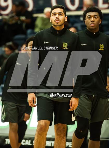 Thumbnail 2 in Moreau Catholic vs. Jesuit (MaxPrep MLK Classic) photogallery.