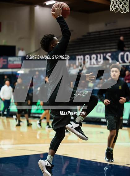 Thumbnail 3 in Moreau Catholic vs. Jesuit (MaxPrep MLK Classic) photogallery.