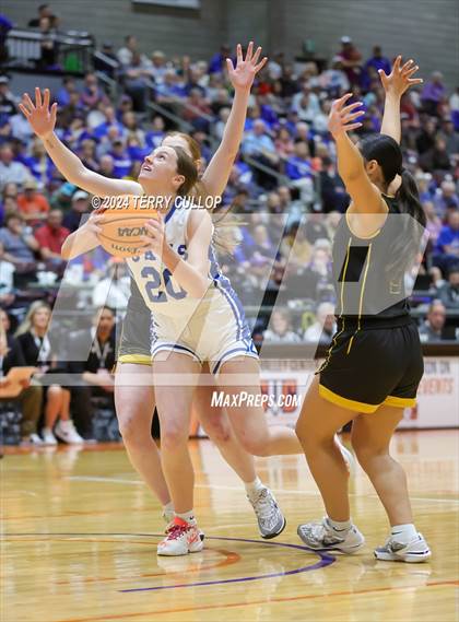 Thumbnail 1 in Emery vs. Richfield (UHSAA 3A Final) photogallery.