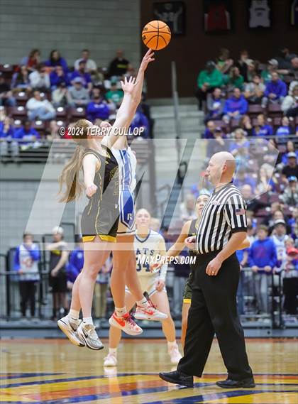 Thumbnail 2 in Emery vs. Richfield (UHSAA 3A Final) photogallery.