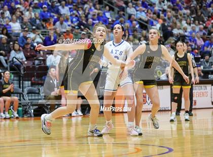 Thumbnail 1 in Emery vs. Richfield (UHSAA 3A Final) photogallery.