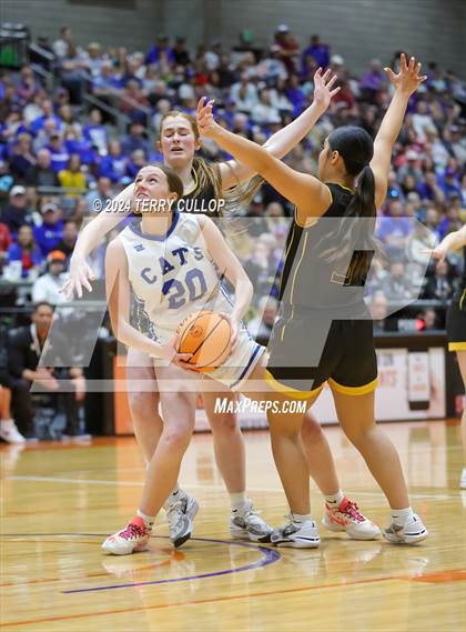 Thumbnail 1 in Emery vs. Richfield (UHSAA 3A Final) photogallery.