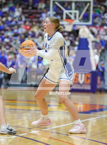 Thumbnail 1 in Emery vs. Richfield (UHSAA 3A Final) photogallery.