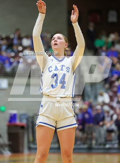 Thumbnail 1 in Emery vs. Richfield (UHSAA 3A Final) photogallery.