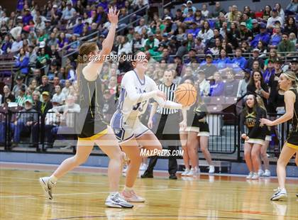 Thumbnail 2 in Emery vs. Richfield (UHSAA 3A Final) photogallery.