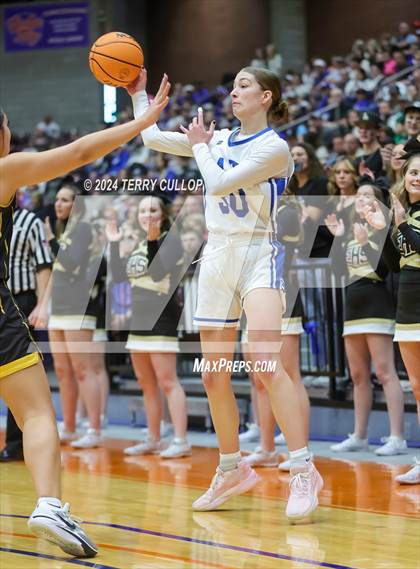 Thumbnail 2 in Emery vs. Richfield (UHSAA 3A Final) photogallery.
