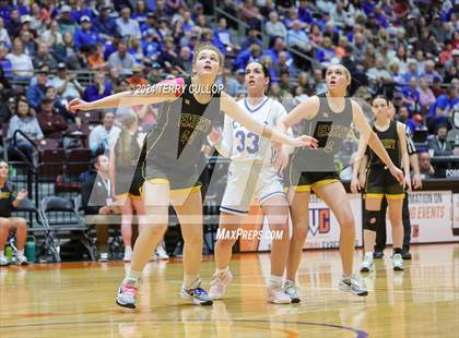 Thumbnail 2 in Emery vs. Richfield (UHSAA 3A Final) photogallery.