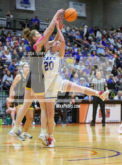 Thumbnail 1 in Emery vs. Richfield (UHSAA 3A Final) photogallery.