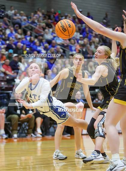 Thumbnail 2 in Emery vs. Richfield (UHSAA 3A Final) photogallery.