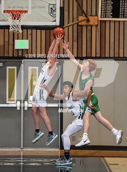 Thumbnail 3 in Miramonte vs. Drake photogallery.