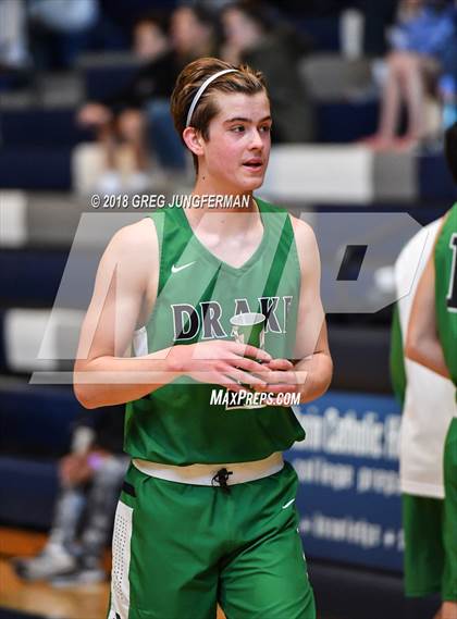 Thumbnail 2 in Miramonte vs. Drake photogallery.