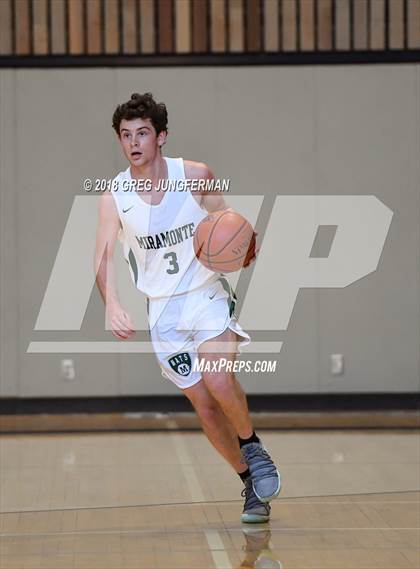 Thumbnail 3 in Miramonte vs. Drake photogallery.