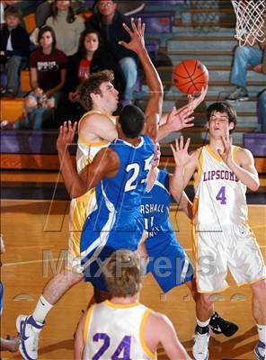 Thumbnail 2 in Marshall County vs. Lipscomb (2A Regional 5 - 1st Round)  photogallery.