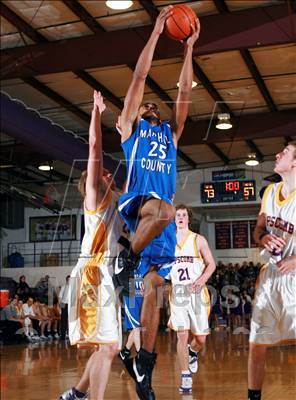 Thumbnail 3 in Marshall County vs. Lipscomb (2A Regional 5 - 1st Round)  photogallery.