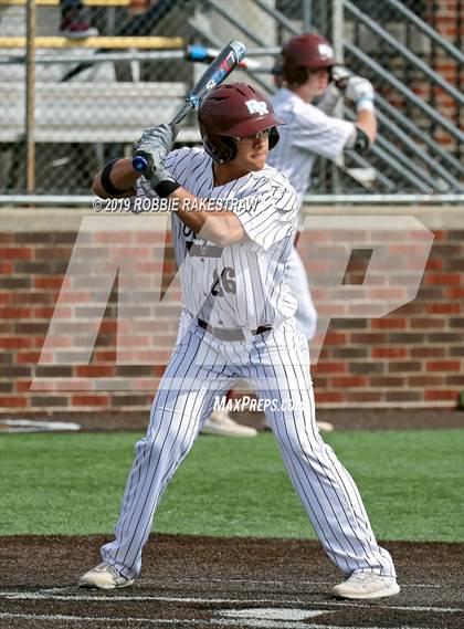 Thumbnail 3 in Guyer [John H.] vs Round Rock (Highland Park Tournament) photogallery.
