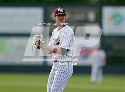 Thumbnail 3 in Guyer [John H.] vs Round Rock (Highland Park Tournament) photogallery.