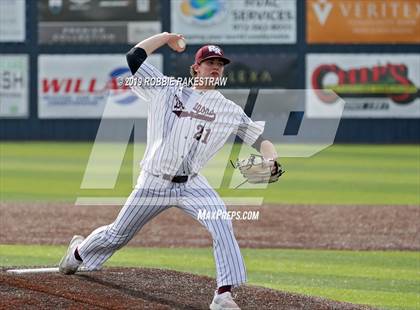 Thumbnail 2 in Guyer [John H.] vs Round Rock (Highland Park Tournament) photogallery.