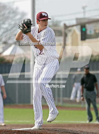 Thumbnail 1 in Guyer [John H.] vs Round Rock (Highland Park Tournament) photogallery.