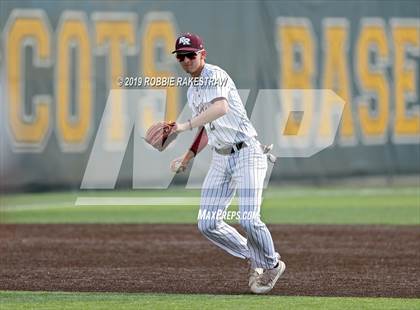 Thumbnail 1 in Guyer [John H.] vs Round Rock (Highland Park Tournament) photogallery.