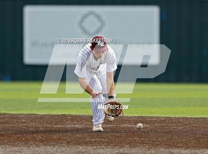 Thumbnail 1 in Guyer [John H.] vs Round Rock (Highland Park Tournament) photogallery.