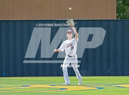 Thumbnail 3 in Guyer [John H.] vs Round Rock (Highland Park Tournament) photogallery.