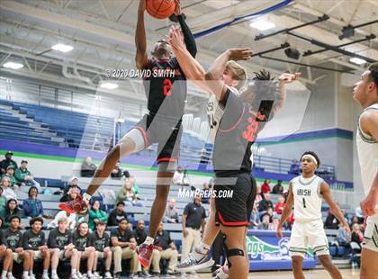 Thumbnail 1 in Raytown South vs. Lafayette (MSHSAA Class 4 Quarterfinal) photogallery.