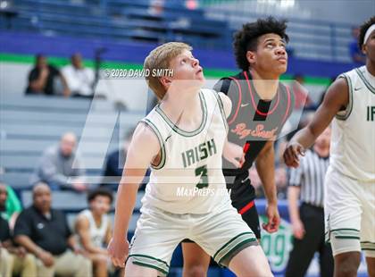Thumbnail 1 in Raytown South vs. Lafayette (MSHSAA Class 4 Quarterfinal) photogallery.