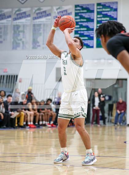 Thumbnail 2 in Raytown South vs. Lafayette (MSHSAA Class 4 Quarterfinal) photogallery.