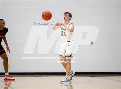 Thumbnail 1 in Raytown South vs. Lafayette (MSHSAA Class 4 Quarterfinal) photogallery.