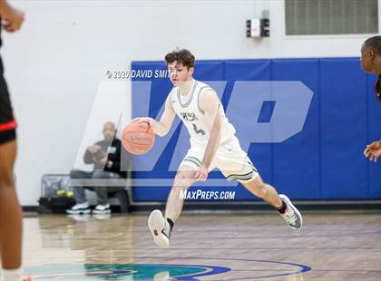 Thumbnail 3 in Raytown South vs. Lafayette (MSHSAA Class 4 Quarterfinal) photogallery.