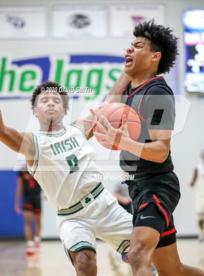 Thumbnail 3 in Raytown South vs. Lafayette (MSHSAA Class 4 Quarterfinal) photogallery.