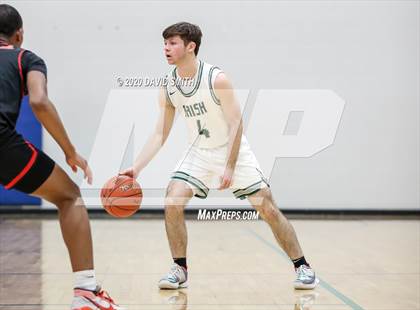 Thumbnail 3 in Raytown South vs. Lafayette (MSHSAA Class 4 Quarterfinal) photogallery.