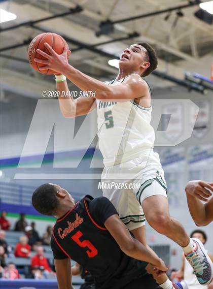 Thumbnail 3 in Raytown South vs. Lafayette (MSHSAA Class 4 Quarterfinal) photogallery.