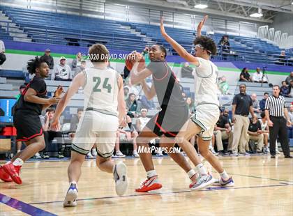Thumbnail 3 in Raytown South vs. Lafayette (MSHSAA Class 4 Quarterfinal) photogallery.