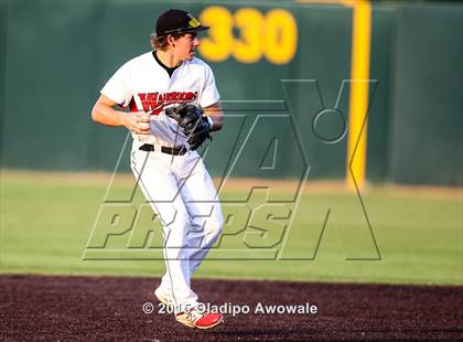 Thumbnail 2 in Arlington Martin vs Keller (UIL 6A Regional Final) photogallery.