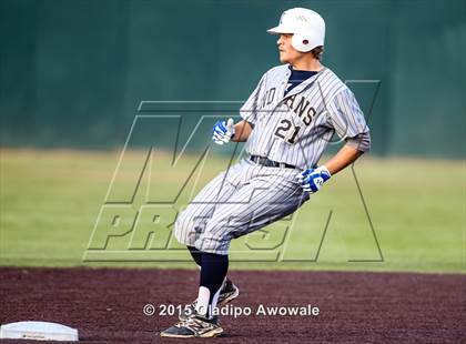 Thumbnail 2 in Arlington Martin vs Keller (UIL 6A Regional Final) photogallery.