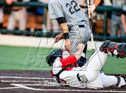 Thumbnail 3 in Arlington Martin vs Keller (UIL 6A Regional Final) photogallery.