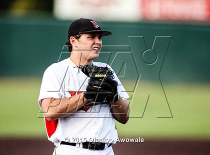 Thumbnail 3 in Arlington Martin vs Keller (UIL 6A Regional Final) photogallery.