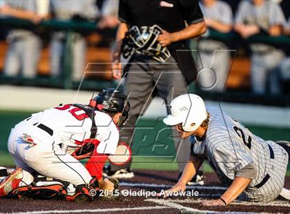 Thumbnail 3 in Arlington Martin vs Keller (UIL 6A Regional Final) photogallery.