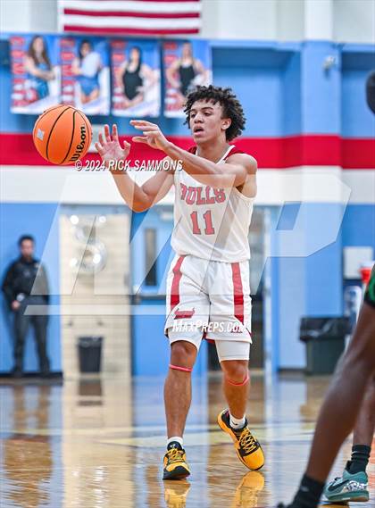 Thumbnail 3 in South Stanly vs. A.L. Brown (Comet Christmas Classic 2024) photogallery.