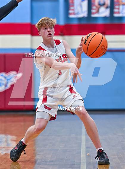 Thumbnail 3 in South Stanly vs. A.L. Brown (Comet Christmas Classic 2024) photogallery.