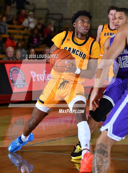 Thumbnail 1 in Rancho Christian vs. Gonzaga (Nike Extravaganza) photogallery.