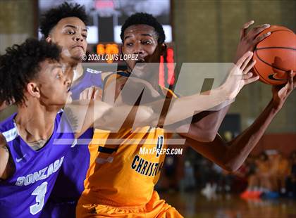 Thumbnail 1 in Rancho Christian vs. Gonzaga (Nike Extravaganza) photogallery.