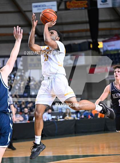 Thumbnail 3 in Olympia vs. Mariner (WIAA 4A Round 1 State Playoff)  photogallery.