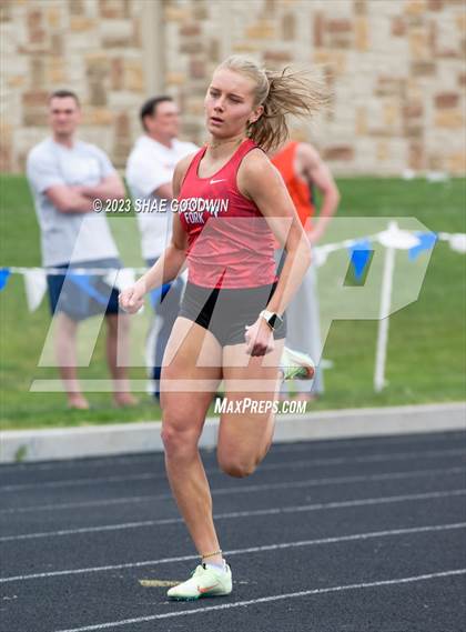 Thumbnail 1 in UHSAA 6A Region 4 Championships photogallery.