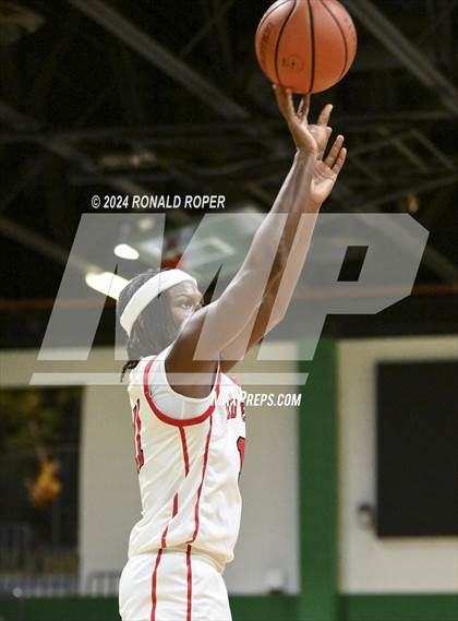 Thumbnail 1 in Concord Christian vs Clinton (Low Country Invitational) photogallery.