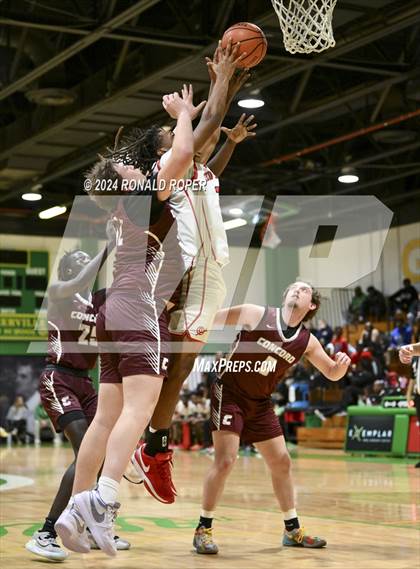 Thumbnail 2 in Concord Christian vs Clinton (Low Country Invitational) photogallery.