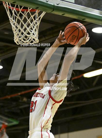 Thumbnail 3 in Concord Christian vs Clinton (Low Country Invitational) photogallery.