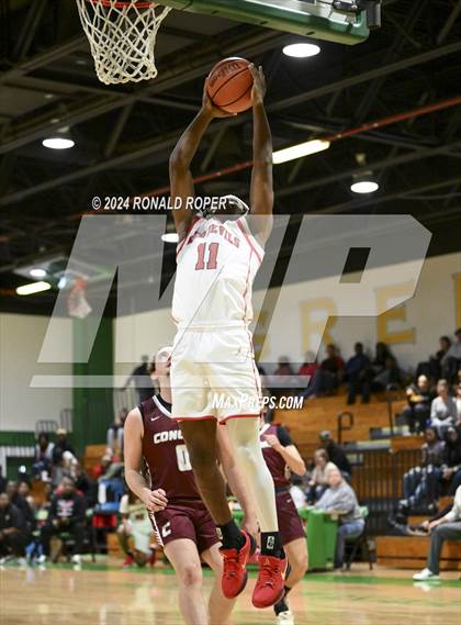 Thumbnail 2 in Concord Christian vs Clinton (Low Country Invitational) photogallery.